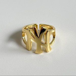 New York Yankees Gold Ring Unisex One Size Fits Most